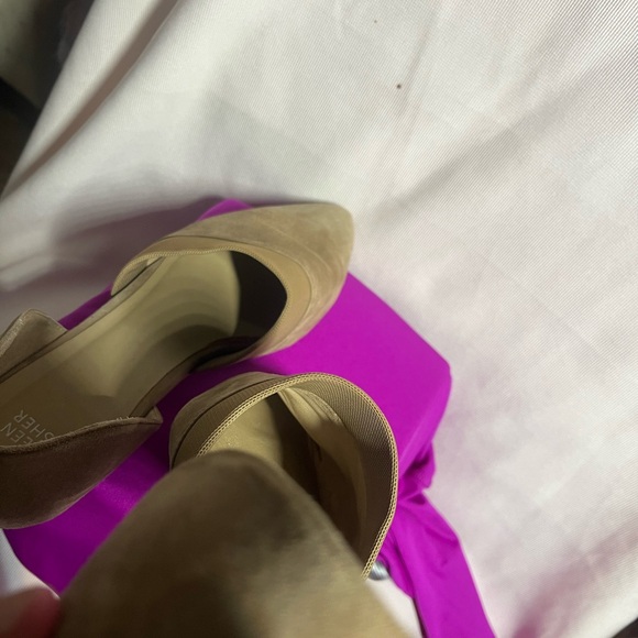 Eileen Fisher Beige Suede Flats - Picture 7 of 11